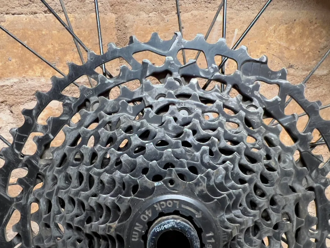 worn cassette shark fin teeth